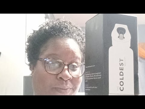 UNBOXING THE CLOSEST WATER BOTTLE! AND FRYING SOME FISH ♥️🐟