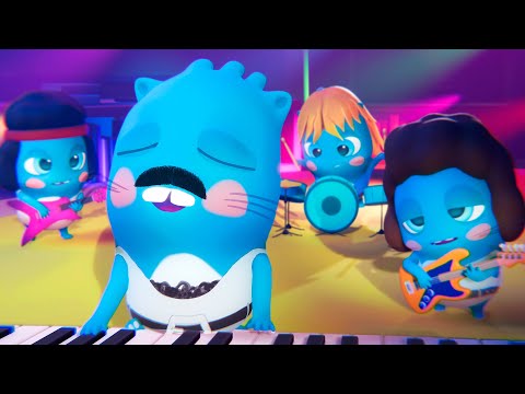 Bohemian Rhapsody @Queen  | Cute version for families by The Moonies Official