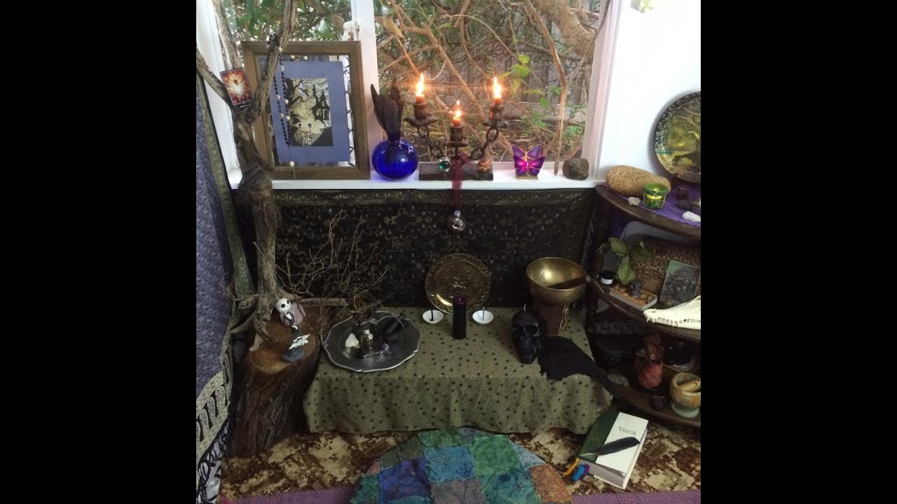 Witches Room Tour || Altar, Sacred Space, Tarot, Nature Finds, Crystals, Candles ❤