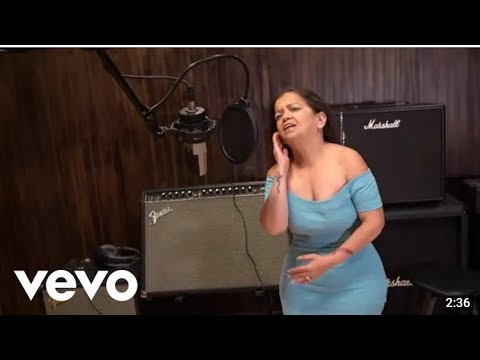 Luz María - Toma Tussi Gasta La Plata (Official Video)