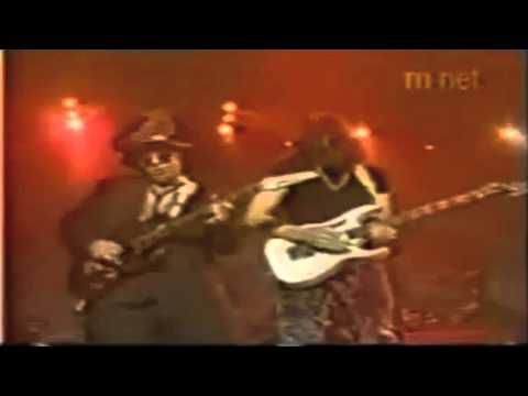 Steve Vai - Crossroads Duel Live - Fire Garden Tour