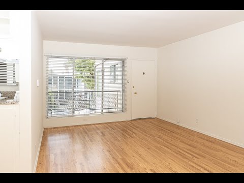 2- weeks Free! Upper 1 Bedroom, 1 Bathroom in Prime Pico - Robertson location!