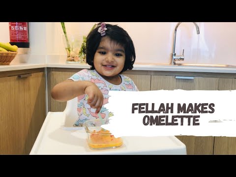 Fellah makes a healthy omelette || toddler cooking activity ||