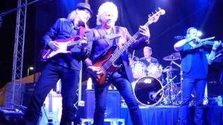 JOHN LODGE: "STEPPING IN A SLIDE ZONE" 10,000 LIGHT YEARS BAND Live at Ferg's
