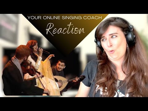 Shreya Ghoshal & Berklee Indian Ensemble - Aap Ki Nazron Ne Samjha - Vocal Coach Reaction & Analysis