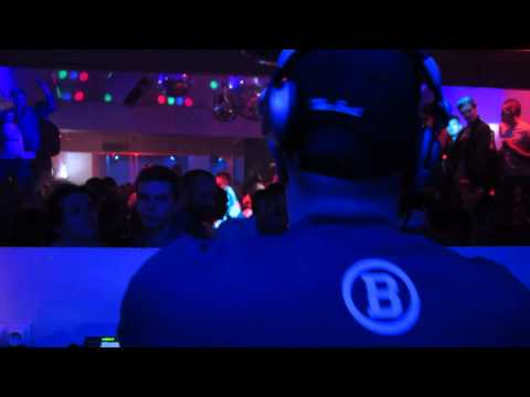 "Just Talkin" Remix by Hector Moralez Live @ H20 Club