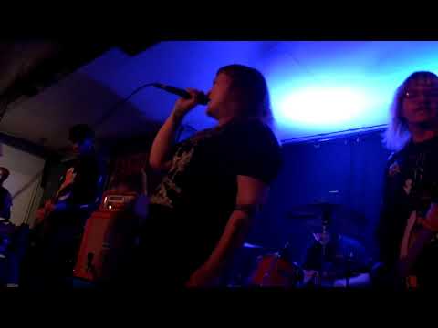 Kohti Tuhoa: Eksyttävää sokeutta @ La Barre, Joensuu, Finland 12.7.2019