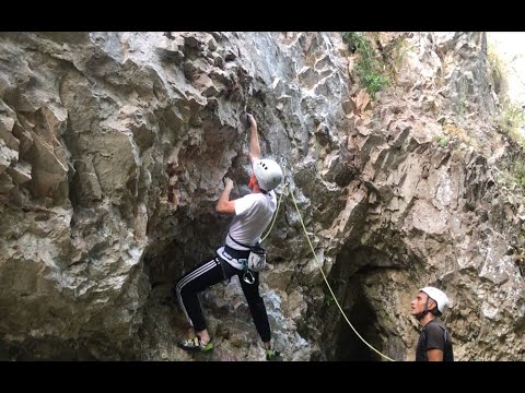 Șuncuiuș - Peretele Lesianei - traseul Second Hand 6+