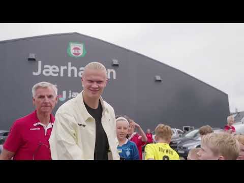 Bryllupsvideograf fanger engangsøyeblikk da Haaland besøkte Bryne FK