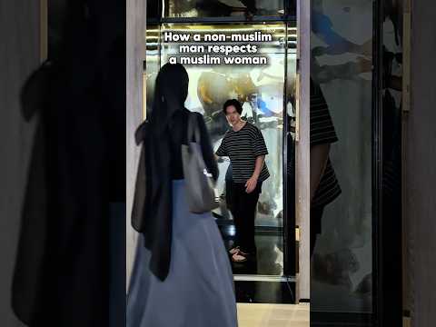 Non-Muslim Japanese Man Shows Respect to Muslim Woman #japanese #muslim #islamic