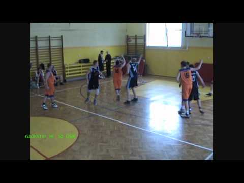 Liga Okręgowa Koszykówki 2010/2011 GZOKSTiP Konopiska - OSiR Kłobuck 3 kwarta