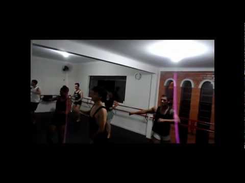 Estúdio Bella Dança - Sequência de Jazz Iniciante