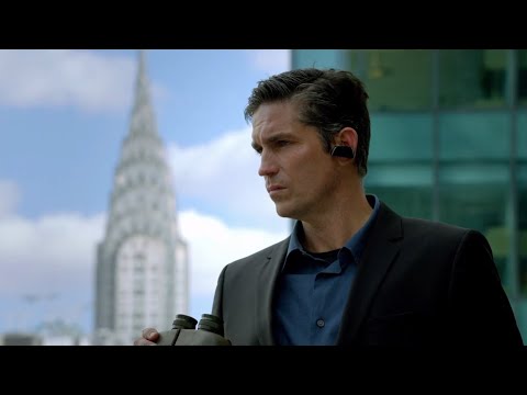 Reese Chases Down Michael | Person Of Interest (S01E01)