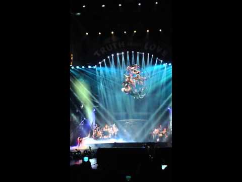 Sober - P!nk - The Truth About Love Tour (Perth)