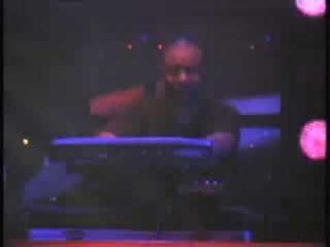 Octave One featuring Random Noise Generation: Off the Grid