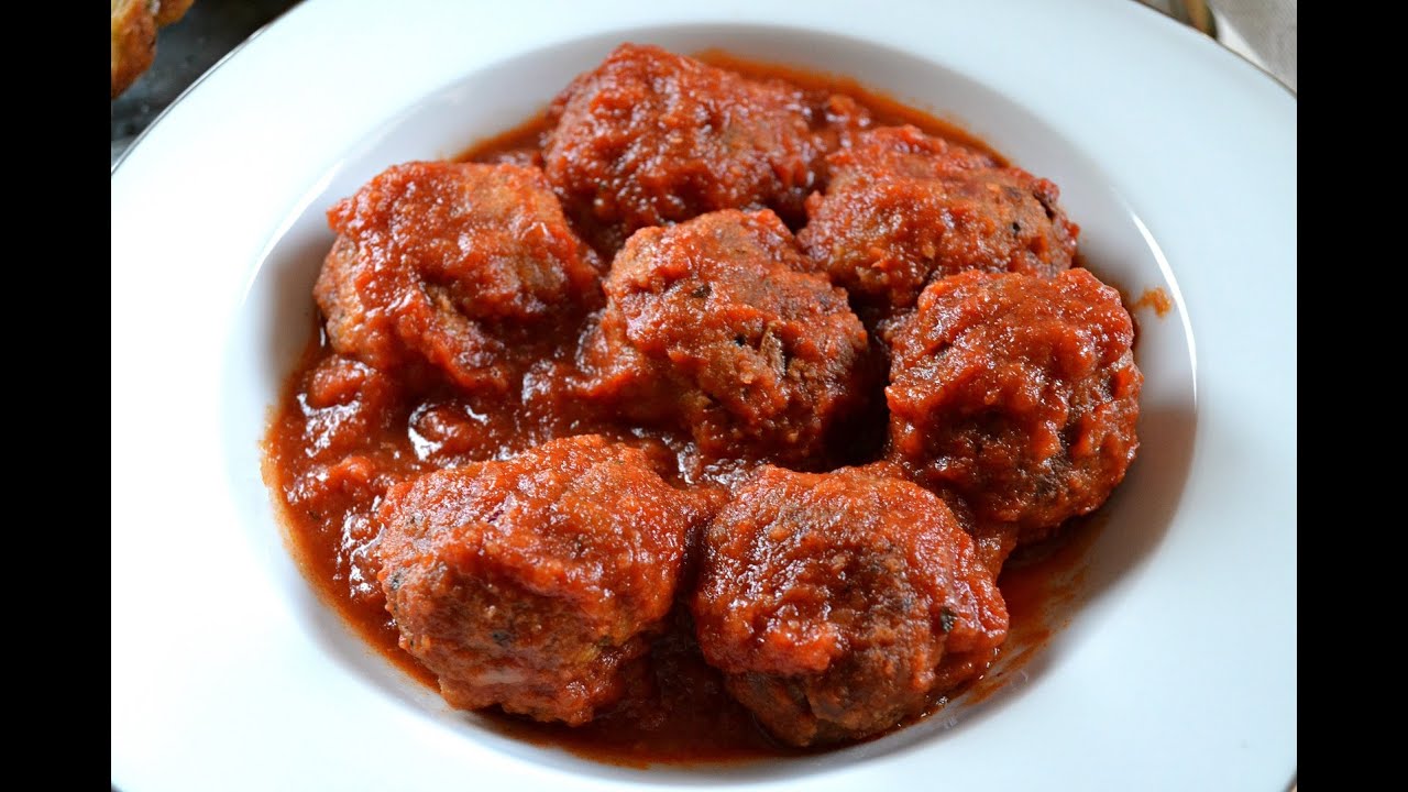 Albóndigas con tomate (Receta fácil)