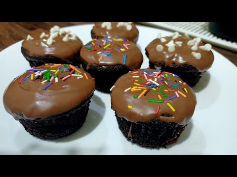 simple delicious chocolate cupcakes /no eggs/  all measurements are in tbsp