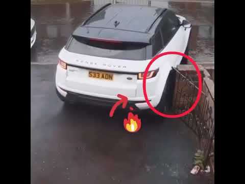 range rover vs wall 😨// one of the safest car in world🔥🔥