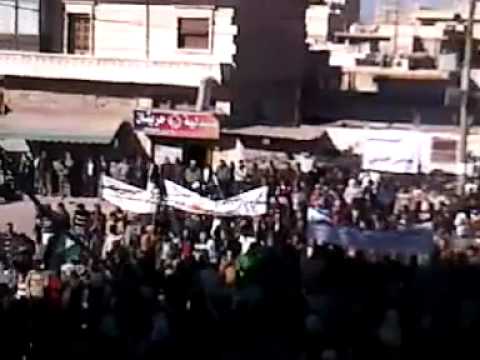 مظاهرة حاشدة في بلدة حريتان في ريف حلب الشمالي في جمعة "الجيش الحر يحميني"