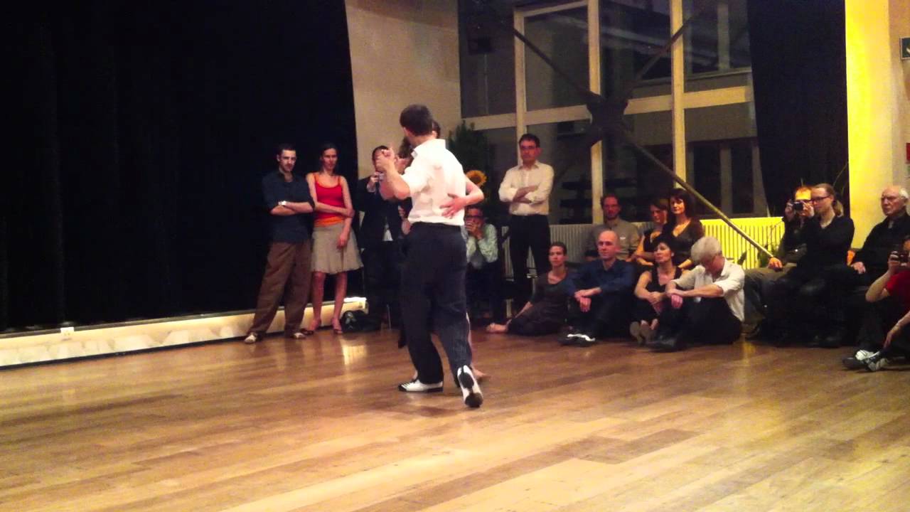 Video thumbnail for Sigrid Van Tilbeurgh and Jens Krüger dancing "Ojos negros que fascinan" - Francisco Canaro