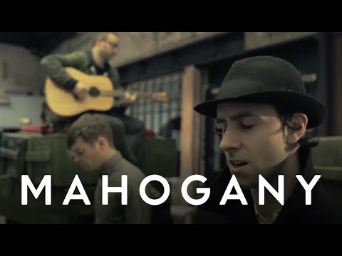 Maximo Park - The Undercurrents (Acoustic) | Mahogany Session