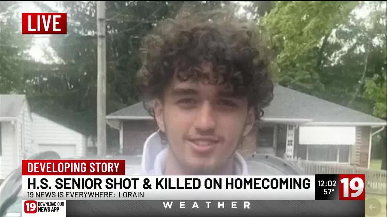 Lorain high school senior fatally shot at park