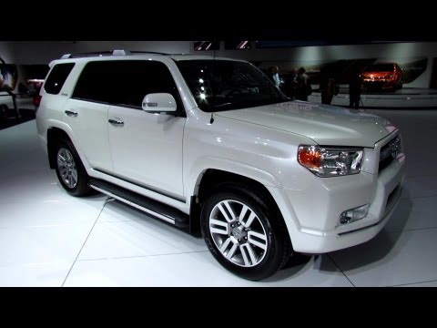 2013 Toyota 4Runner Limited - Exterior and Interior Walkaround - 2013 Detroit Auto Show