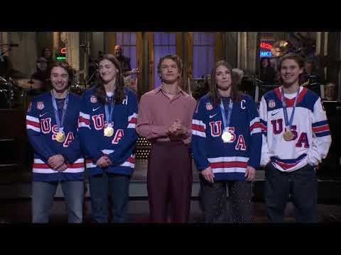 Men’s and Women’s Olympic hockey champions on SNL. ????????????