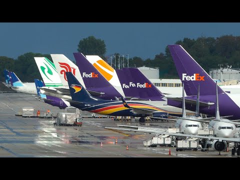 60 MINUTES PURE AVIATION - AIRBUS A380 LANDING, DEPARTURE ... A380 only!