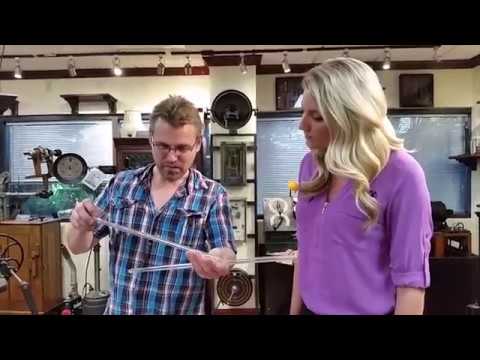 Ep 7 Mondays with Jeff - Vacuum pump lamp