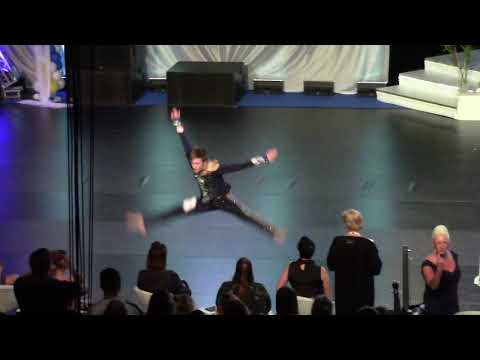 Douglas Junger - Disco SM 2019