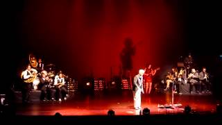 David Byrne & St. Vincent - This Must Be the Place (Naive Melody) [Beacon Theatre, 9.26.2012]