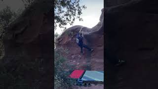 Video thumbnail of Turmalina, 5+ (sit). Mont-roig del Camp