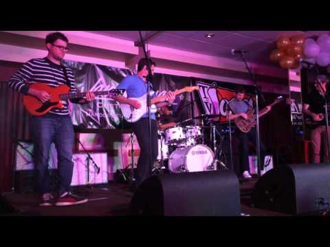 Snarky Puppy guitarists play Them Changes at Supro's NAMM 2015 party