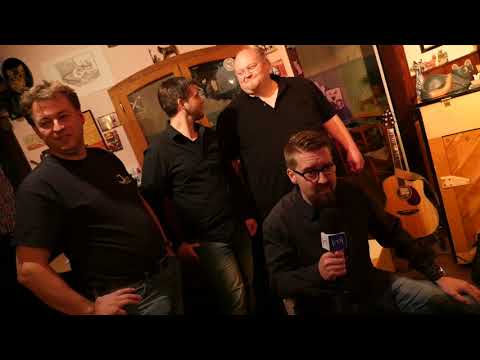 Jester's Playground spielen beim Konzert in der Kneipe