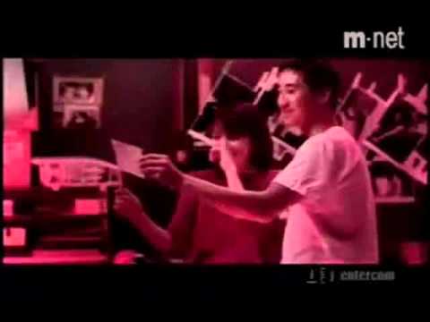 download lagu mp3 mp4 SET14 Separuh Hati feat Citra Happy Lestari, download lagu SET14 Separuh Hati feat Citra Happy Lestari gratis, unduh video klip SET14 Separuh Hati feat Citra Happy Lestari