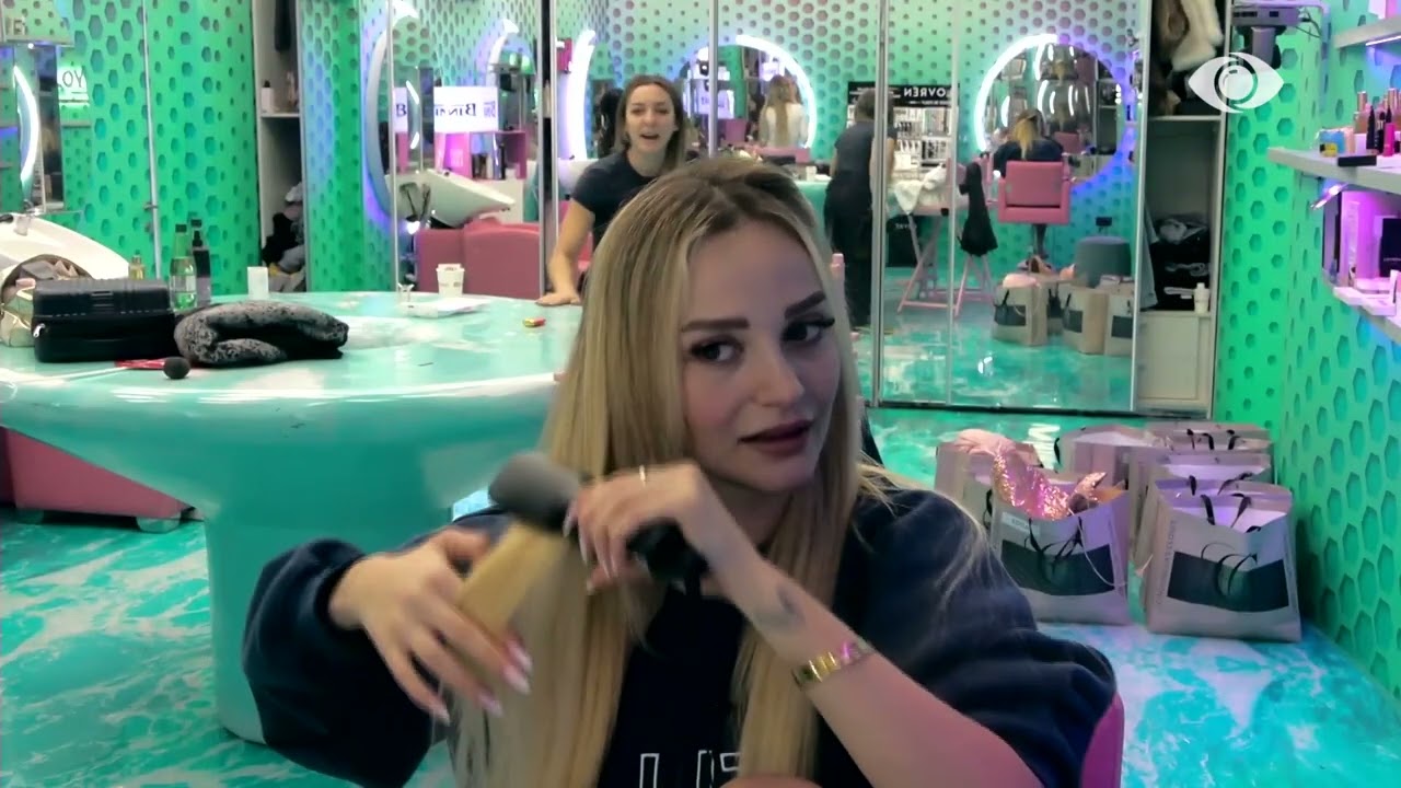 “Po shfrytëzon çdo gjë për vota”/ Vijon debati mes Juelës dhe Selin: Më vjen keq për Gimbon