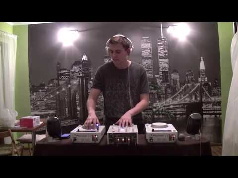 DJ DaveW @ ARENA CLUB POJEDYNEK DJ 2018 CONTEST