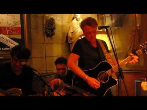 Alex Luttjeboer - Working Class Hero (Café Unplugged 23-03-2012)