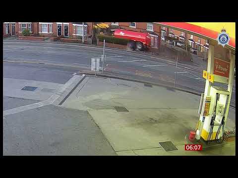 Tractor smashes into terraced homes after crash in Chester, video & sentencing (2) (UK) 17/July/2025