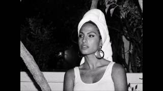 Snoh Aalegra-In Your River