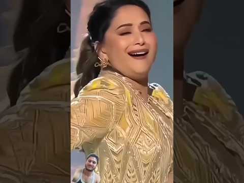 best dance of Madhuri n Karishma ❤️ status #love #ehatsappstatus #90severgreen #90sromanticsongs