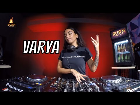 Varya - Live @ Radio Intense 30.05.2019 // Progressive House Mix