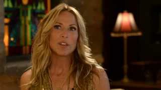 Sheryl Crow - On &quot;Homecoming Queen&quot;