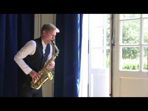 Dmitri Ouvaroff - Paganini Caprice no.1