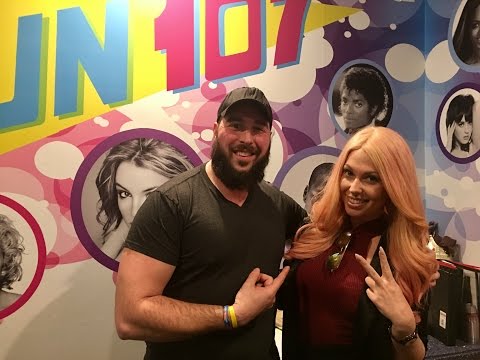 Amsterdam's DJ Kelly Ross Visits New Bedford