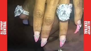 Gucci Mane gifts Keyshia Kaoir a 60 carat diamond ring for Valentines Day! 💎😳🙌