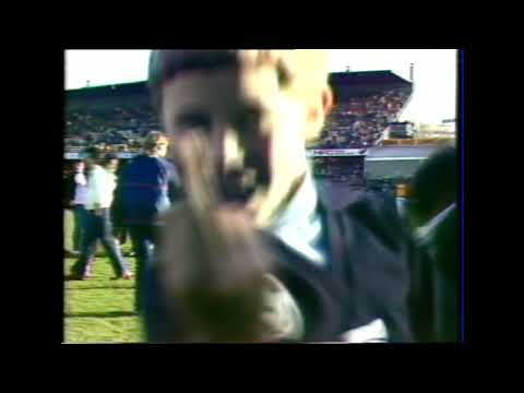 Bird Kid 1985 Round 21 After the Game - Kid gives the camera the bird