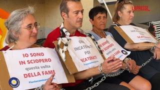 Milano: si incatena al San Raffaele dopo il licenziamento