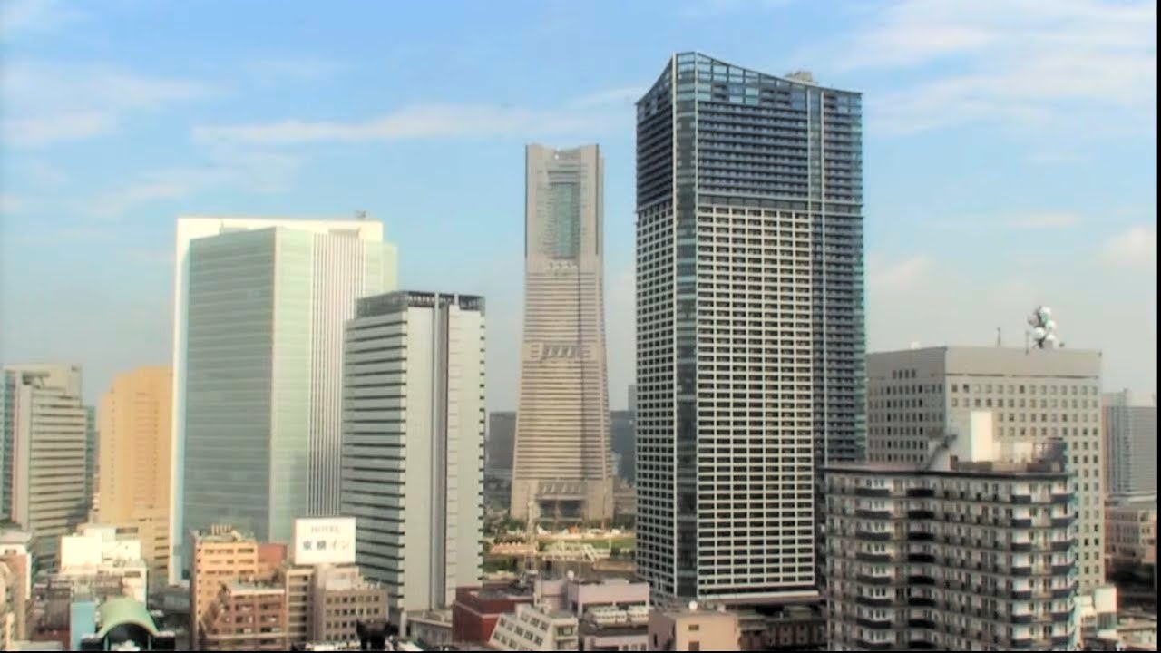 Live webcam view of Minato Mirai Skyline and Landmark Tower